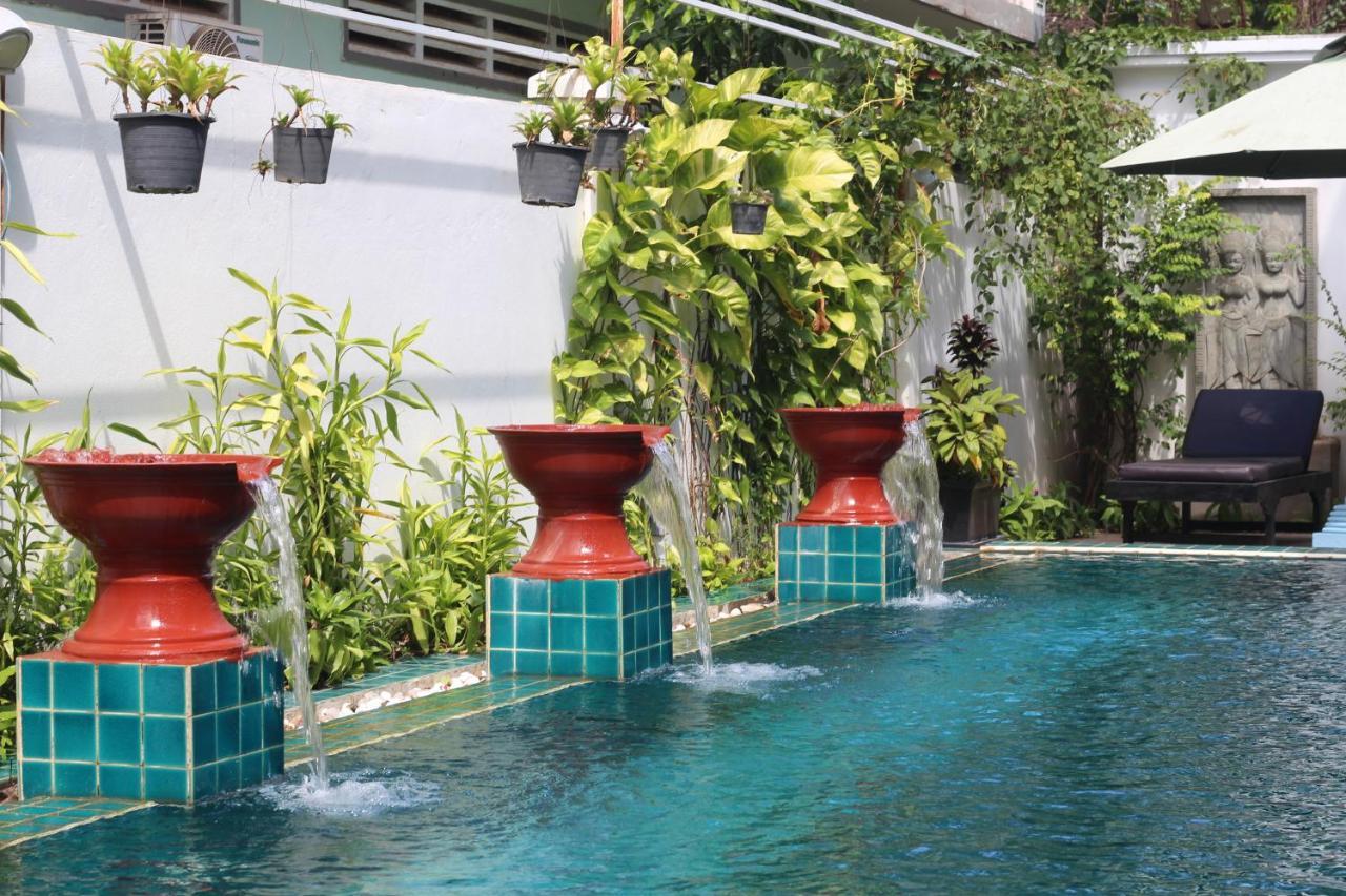 The Bygone Hotel Siem Reap Exterior foto